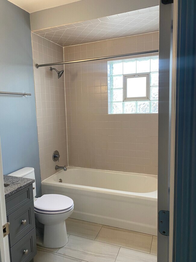 Bathroom - 12613 Maple Ave