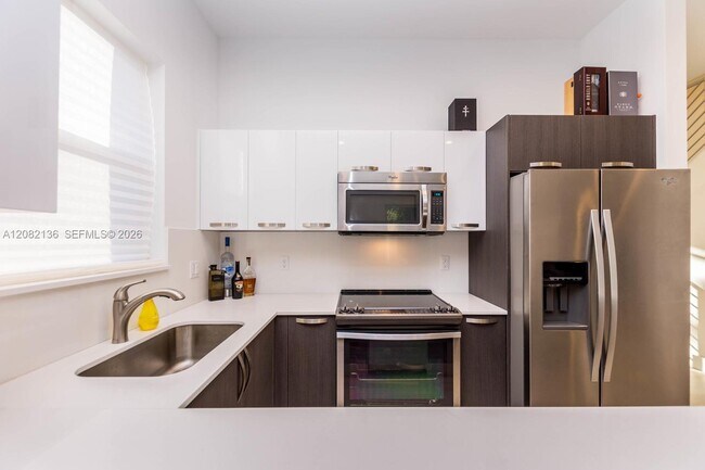 Foto del edificio - 2875 SW 33rd Ct