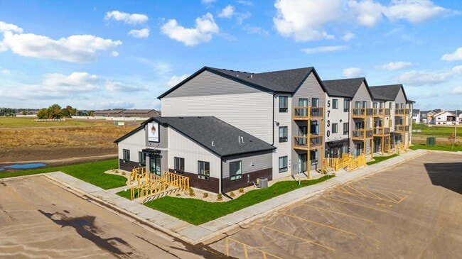 Foto del edificio - Whisper Creek Village