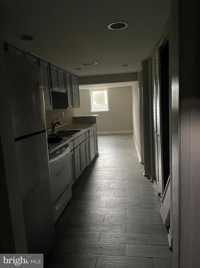 Foto del edificio - 9107 Sudley Rd