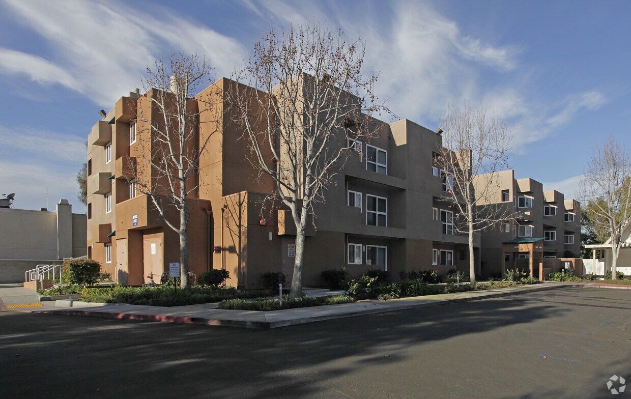 St. John's Manor Apartments Costa Mesa, CA