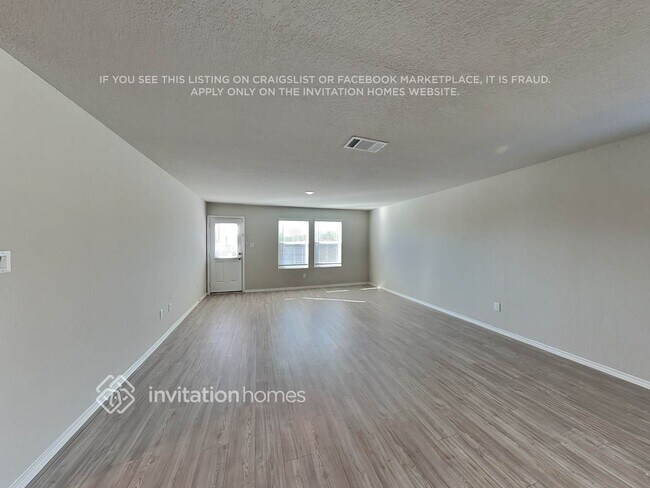 Foto del edificio - 3538 Booker Trl