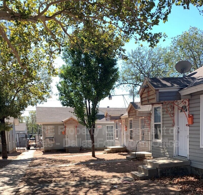 3011 McLean St Unit 11, Fort Worth, TX 76103 Condo for Rent in Fort