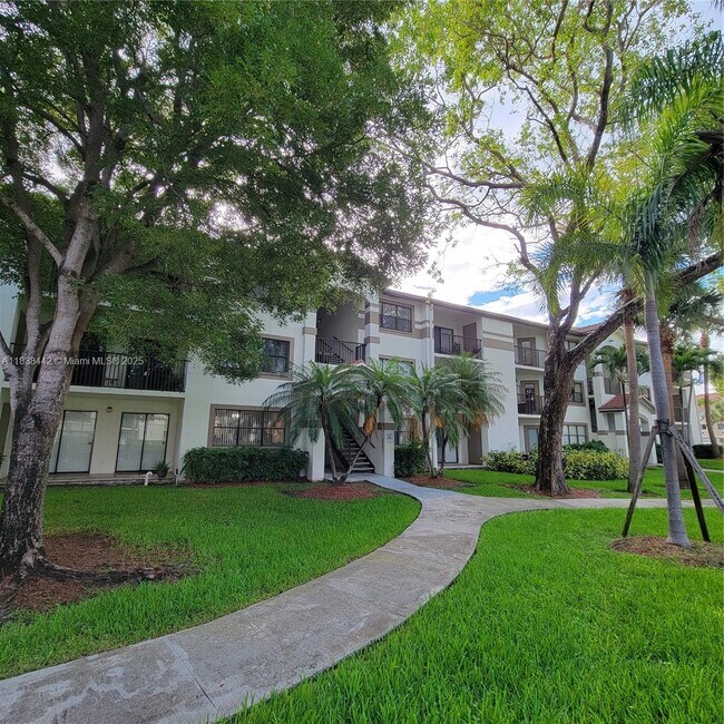 Foto del edificio - 550 S Park Rd