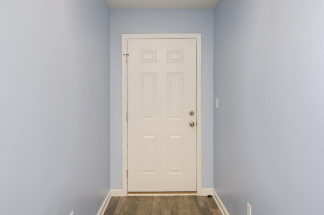 Building Photo - 485 Hunters Ridge Rd