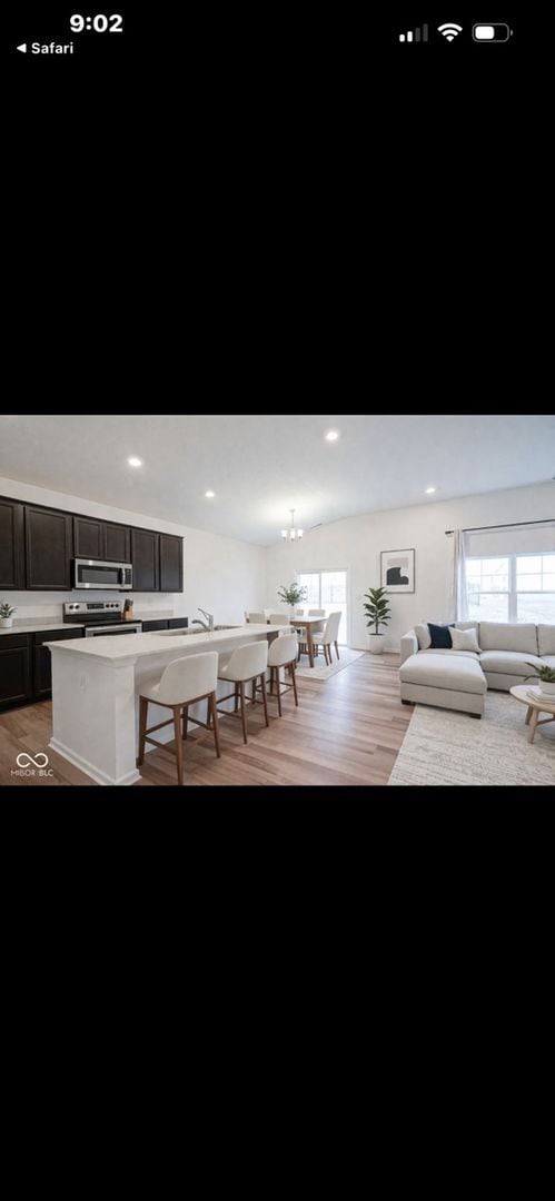 Foto del edificio - 6608 W Shoreline Ct