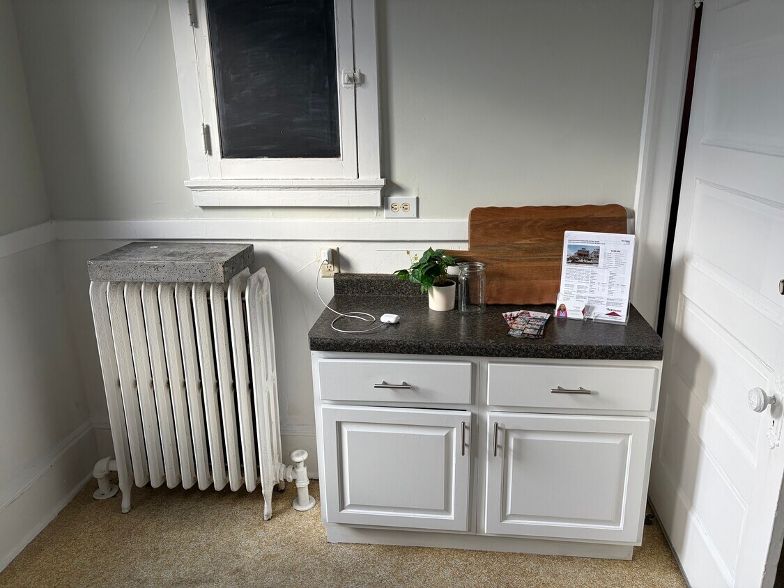 Foto del edificio - 3563 N Maryland Ave