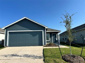 Building Photo - 518 Sandhill Crane Ln