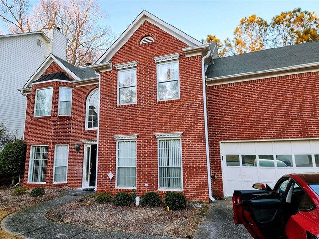 Foto del edificio - 370 Saddle Bridge Dr