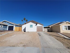 Building Photo - 7324 Empress Dr