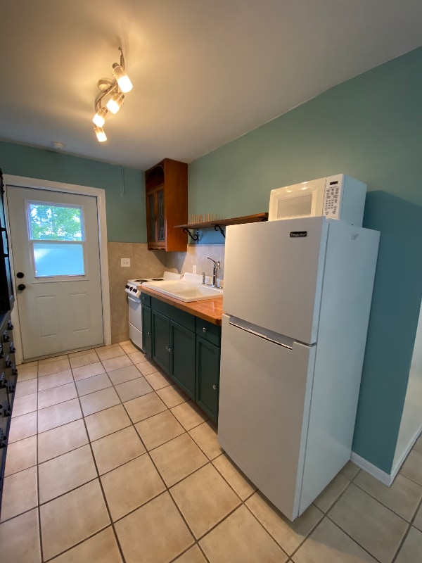 Photo - 6237 SE Lake Cir Dr Apartment