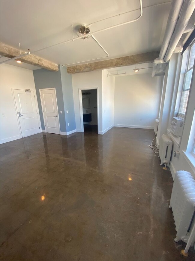 Interior Photo - The Columbus Building