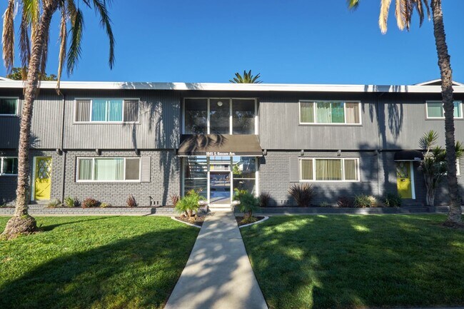 Foto del edificio - 430 Canyon Oaks Dr