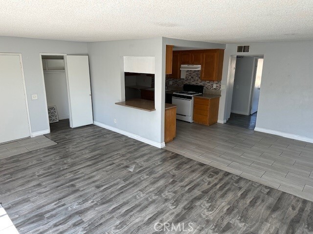 16970 Marygold Ave Unit 62, Fontana, CA 92335 - Condo for Rent in ...