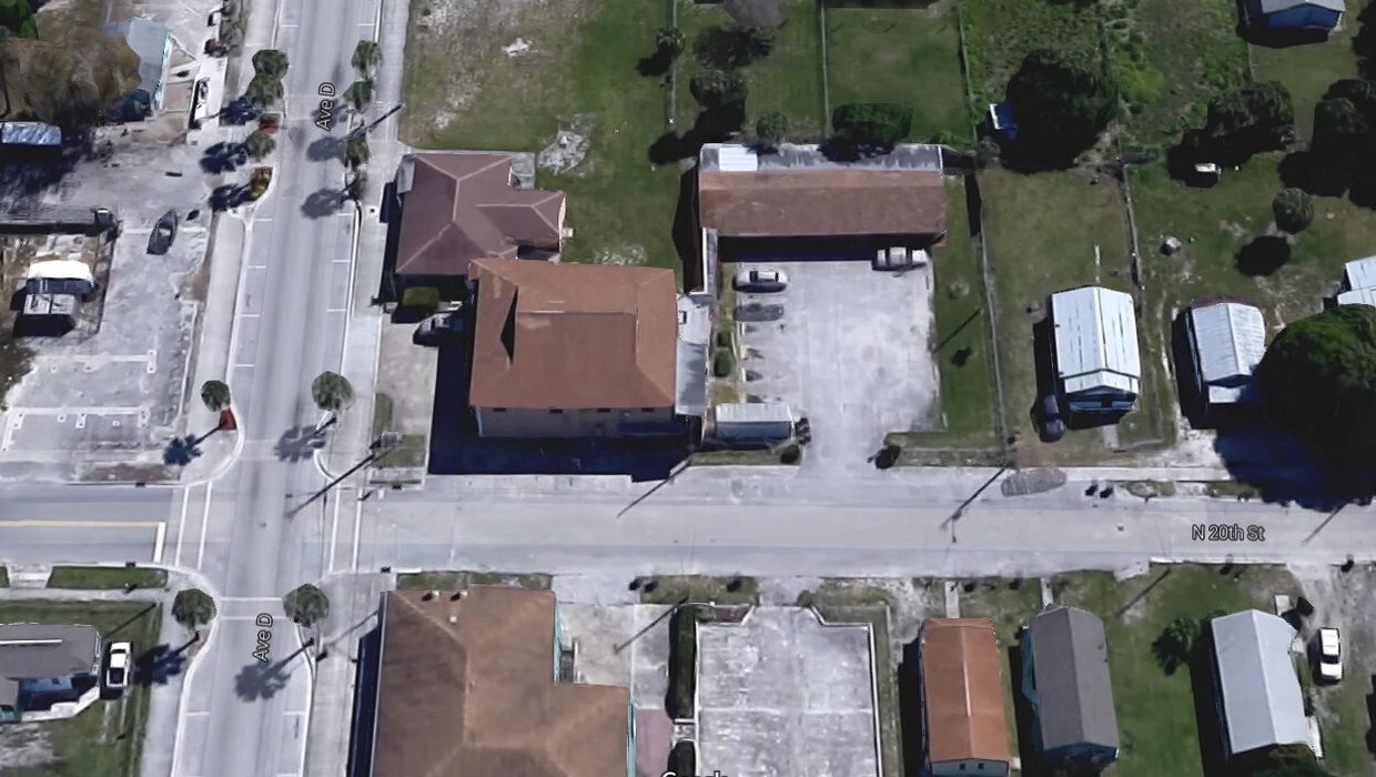 Building Photo - 438 N 20th St
