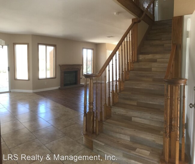 Foto del edificio - 3 br, 2.5 bath House - 2243 Gregory Ave