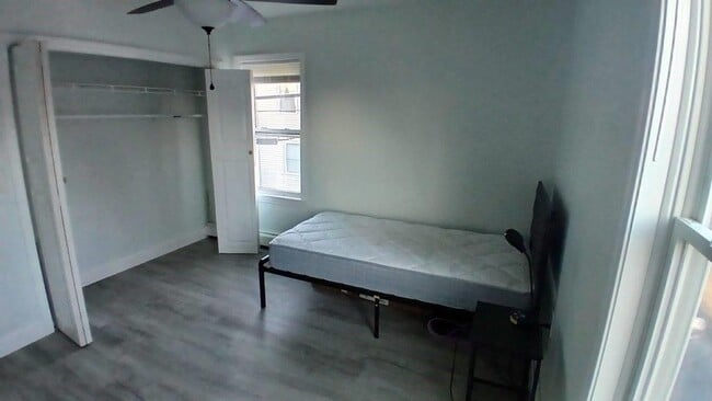 Building Photo - 93 Bayview Ave