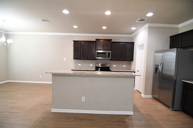 Foto del edificio - 826 Wyndcrest Drive