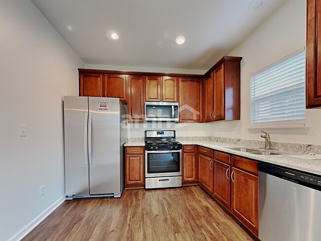 Foto del edificio - 1614 Bradmere Ln