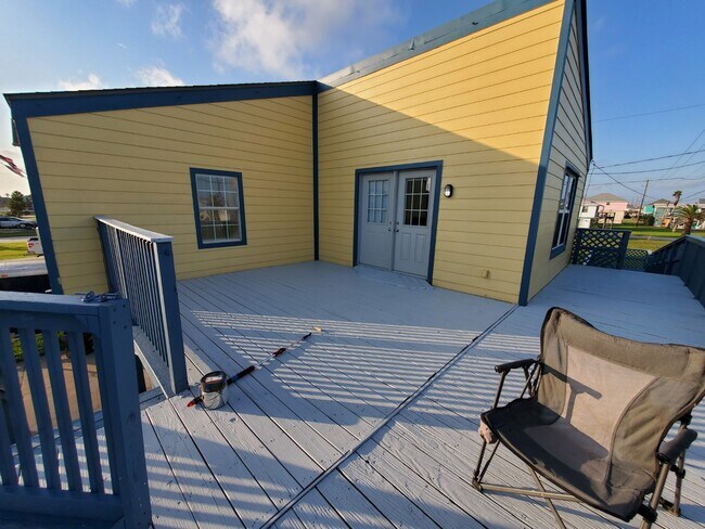 Building Photo - 4215 Hardin Dr