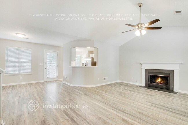 Foto del edificio - 1753 Woodvine Ct