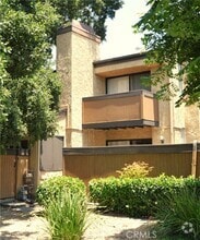 Building Photo - 267 Linwood Ave