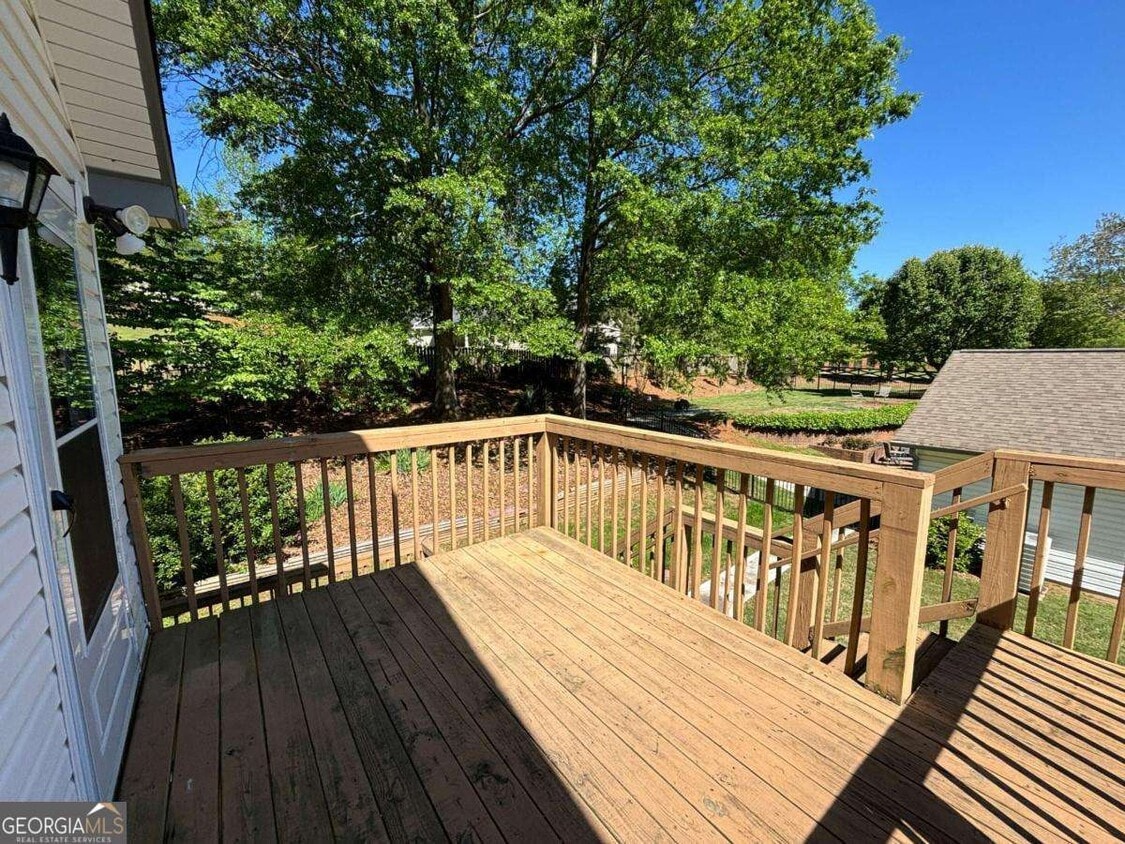 Primary Photo - 411 Jeffords Rd