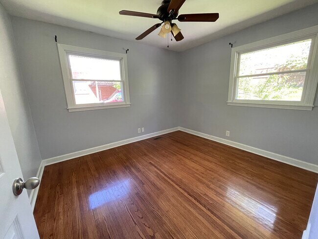 Bedroom 2 - 2407 Pafford Dr