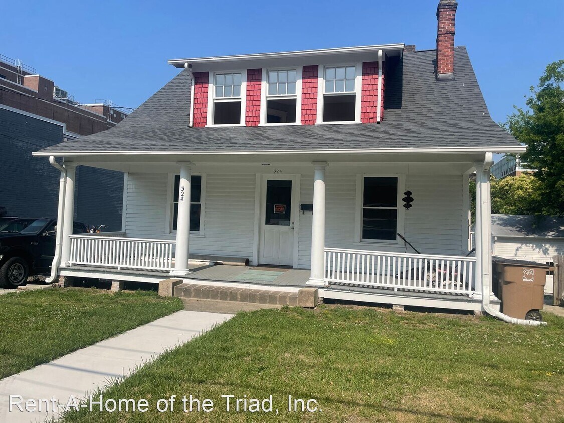 1 br, 1 bath House 324 S Tate St Unit B House Rental in