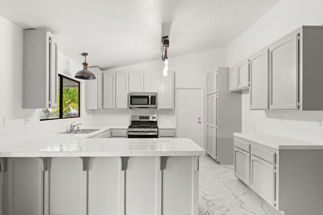 Foto del edificio - Recently Renovated Home