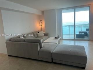 Building Photo - 2101 Brickell Ave