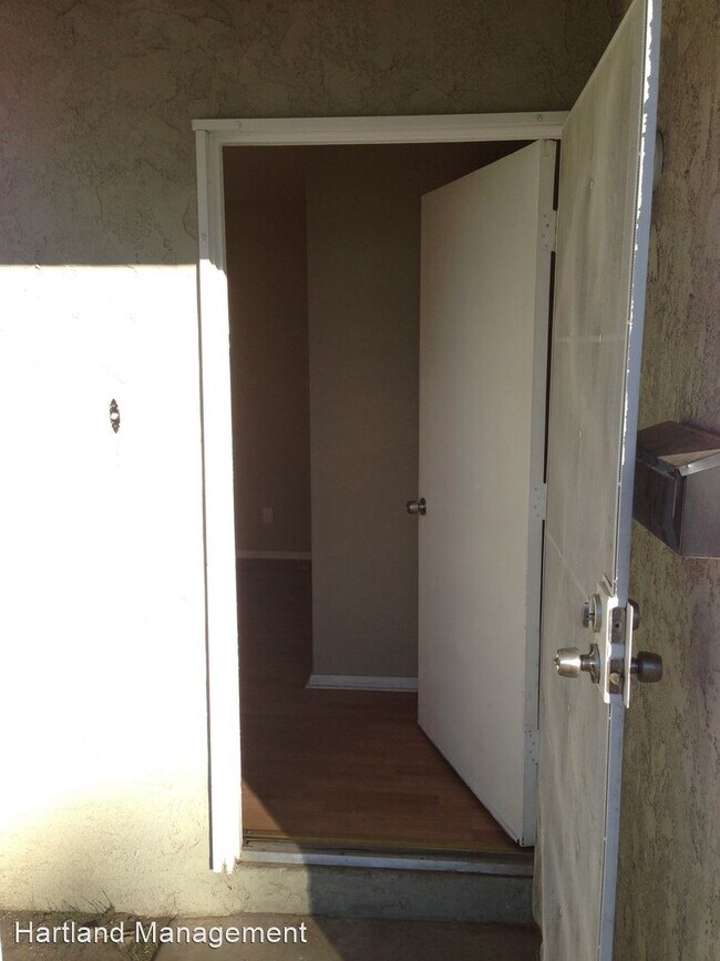 Building Photo - 4 br, 2 bath House - 44308 Glenraven Rd