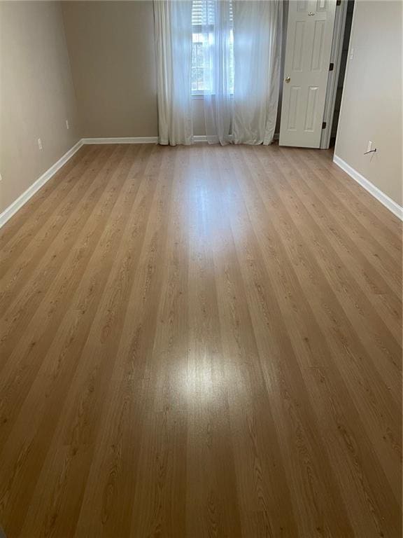 Foto del edificio - 240 W Huntington Rd