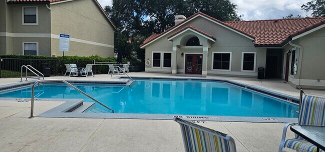 Foto del edificio - 3004 Parkway Blvd