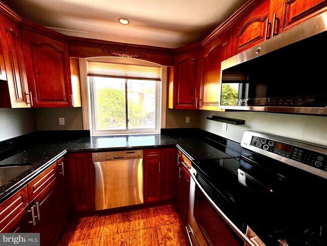 Foto del edificio - 3656 New Hampshire Ave NW