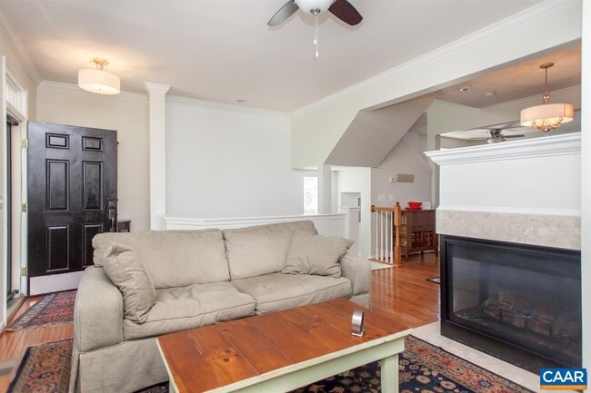 Building Photo - 2074 Lockwood Dr