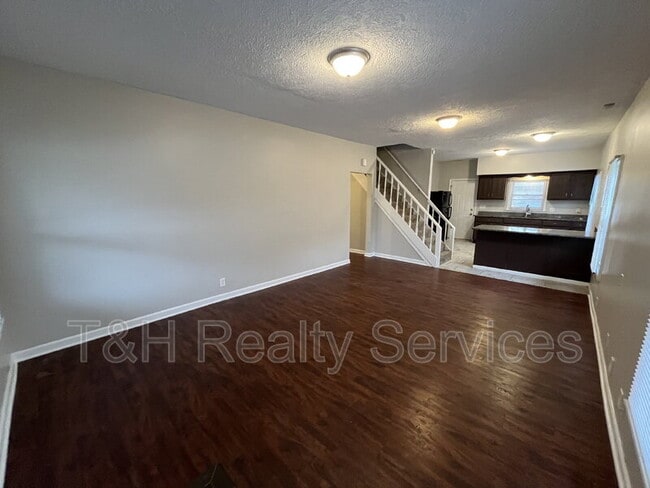 Building Photo - 1629 Hoefgen St