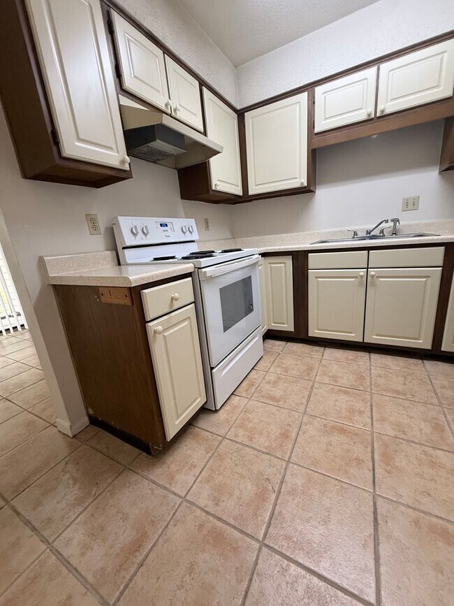 Foto del edificio - New Listing!