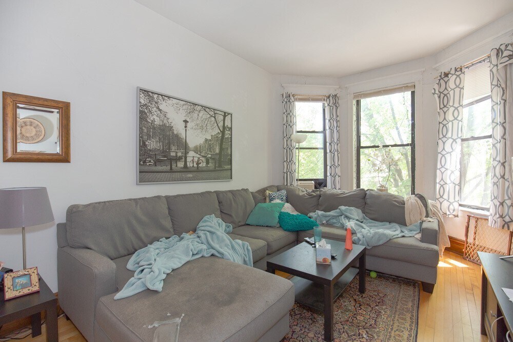 Foto principal - 3620 N Hermitage Ave