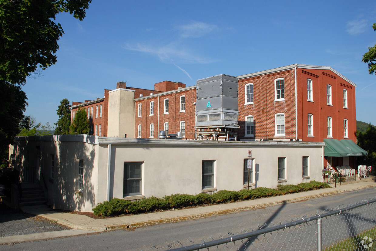 Building Photo - John F. Lutz Apartments