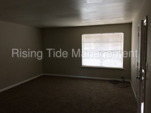 Building Photo - 937 52nd Pl N