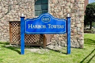 Building Photo - 6515 JFK Blvd E