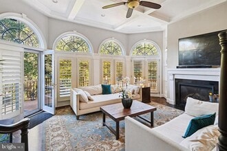 Building Photo - 20366 Fallsway Terrace