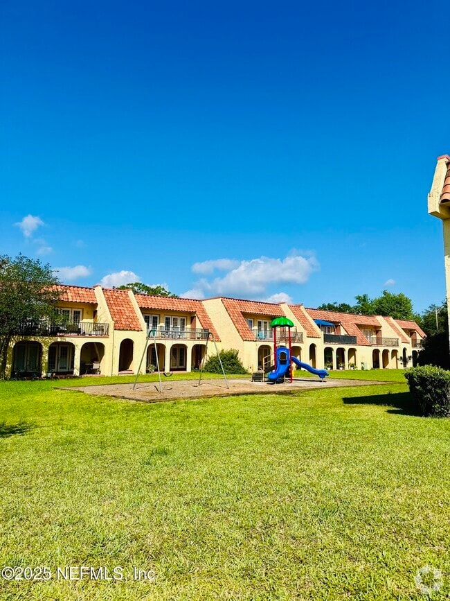 Building Photo - 3917 Corrida Ct
