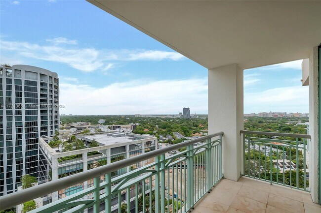 Foto del edificio - 3350 SW 27th Ave