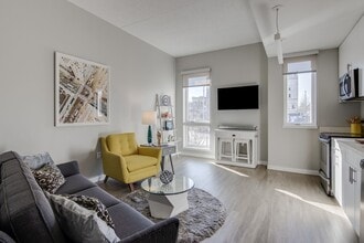 Building Photo - 500 Park Avenue