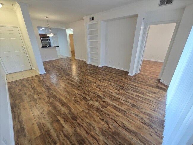 Foto del edificio - 6000-5 Shepherd Mountain Cove