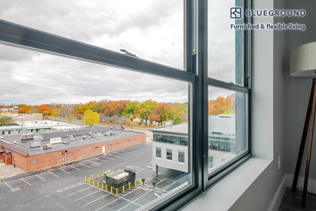 Foto del edificio - 365 Western Ave