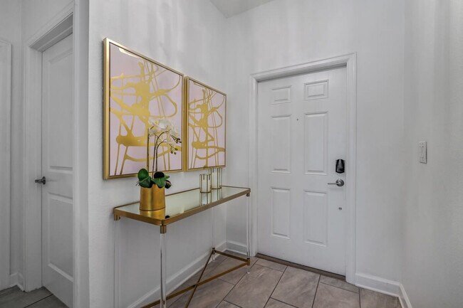 Foto del edificio - 5045 Windermere Ave