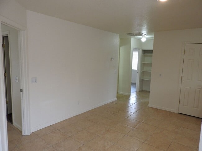 Building Photo - Three bedroom home